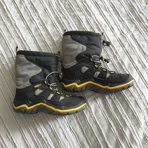 Keen Boys Winterport Winter Snow Boots Size 12